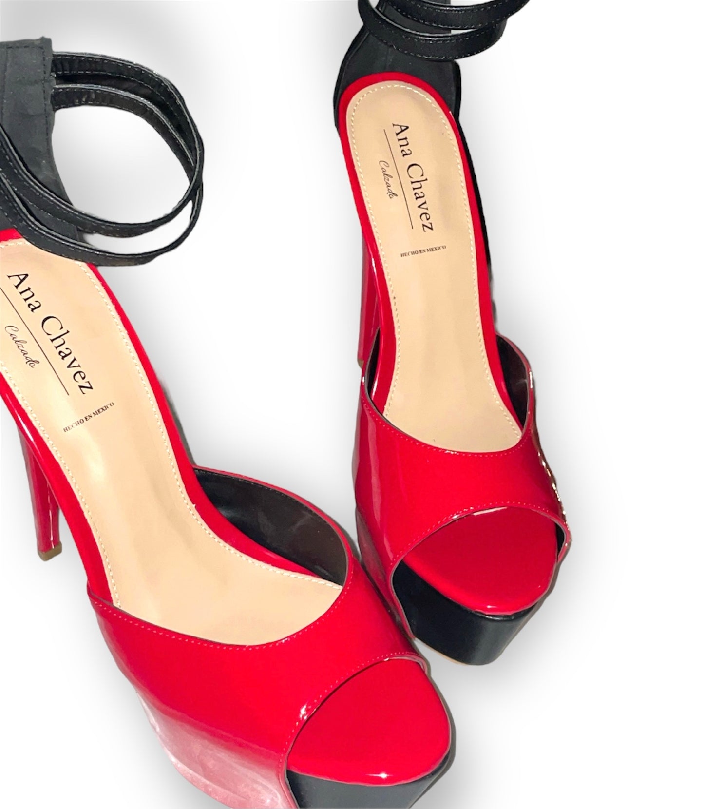 Double bracelet high heel sneaker