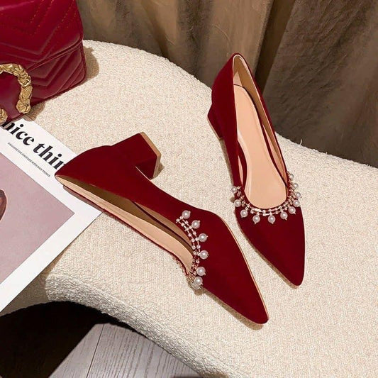 Stiletto tacón cuadrado con perlas