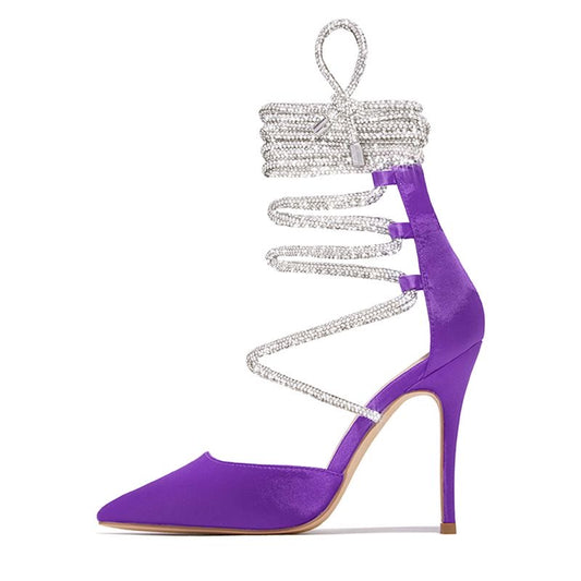 Stiletto avec bandes de strass en cristal