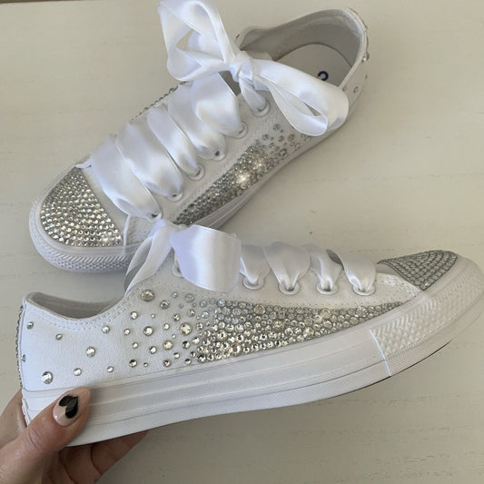 Tenis blancos para boda