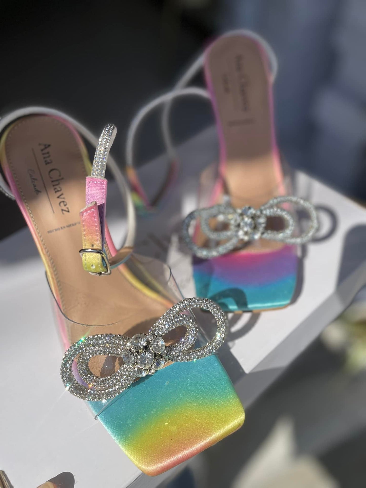 Colorful sandal with bow