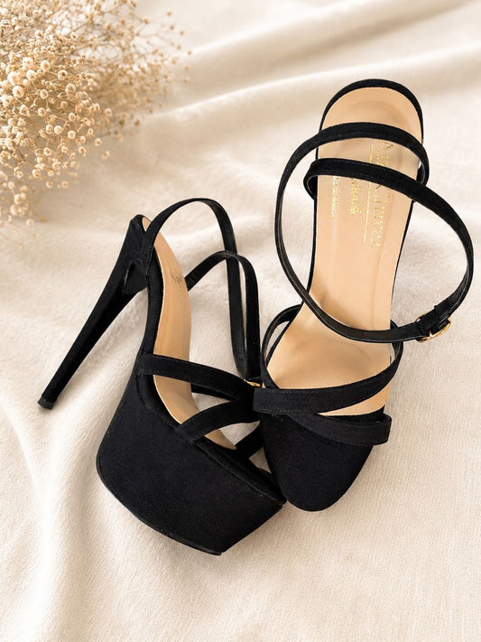 Zapatilla tacón alto talla 23 negro durazno