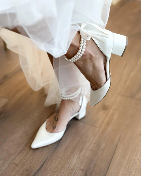 Zapatilla Andalucía con perlas