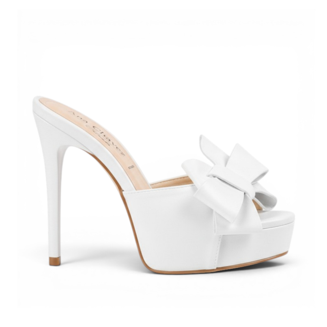 Zapatilla Minerva | Tacón de aguja con moño