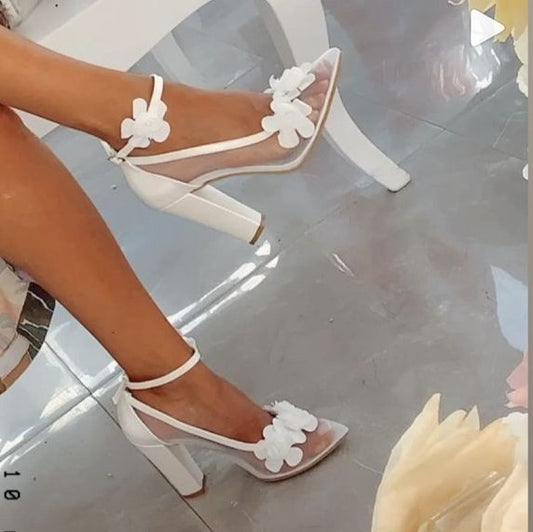 Stiletto malla con flores para novia Emma